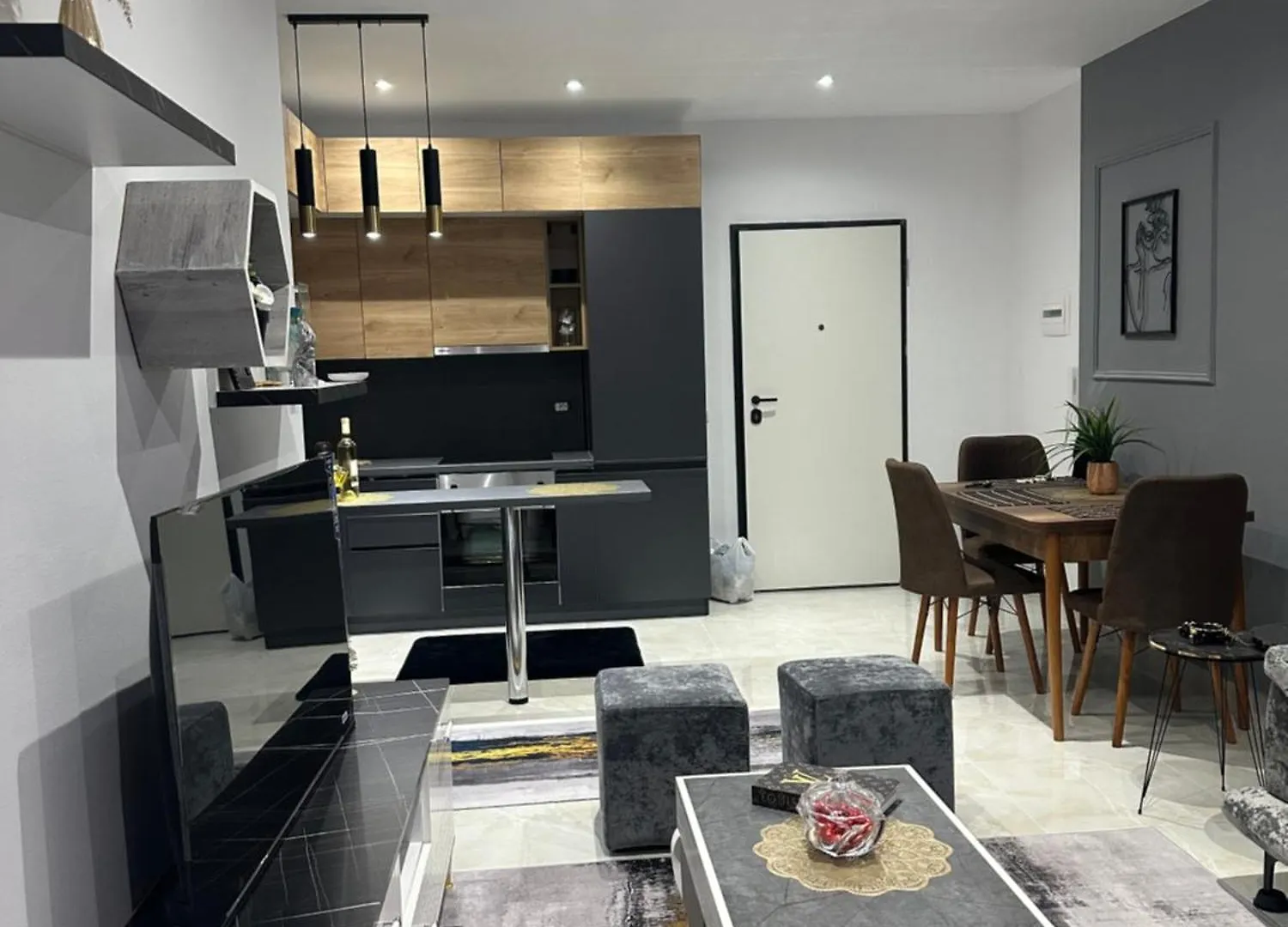 Apartment Fatejden Luxury & Elegance Vlore Albania